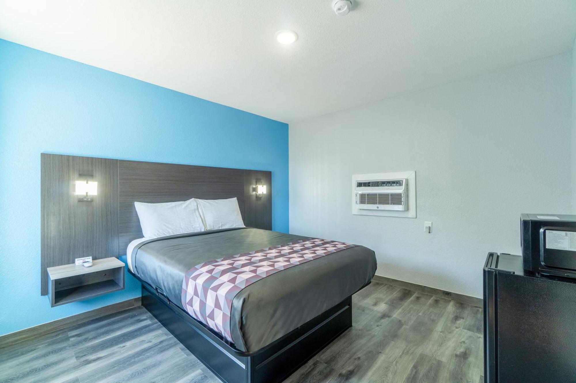 Royal Inn By Oyo Stephenville Exterior photo